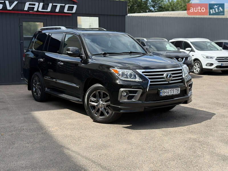 Lexus Lx (2014)