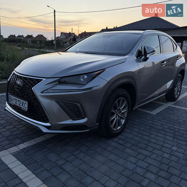 Lexus Nx (2018)