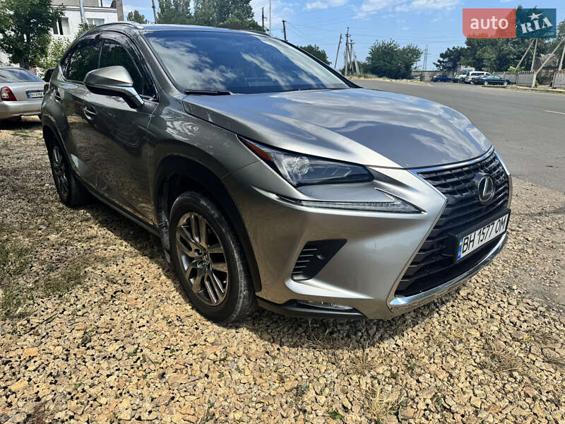Lexus Nx (2017)