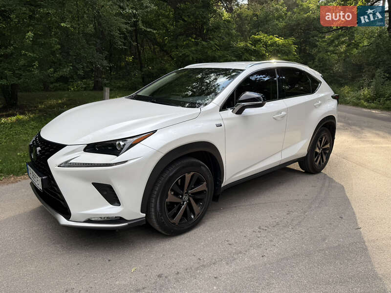 Lexus Nx (2021)