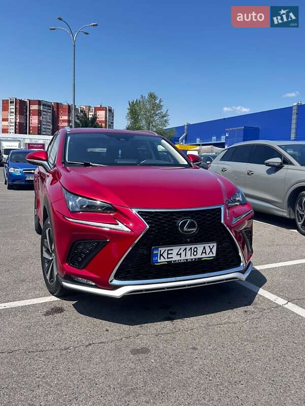 Lexus Nx (2018)