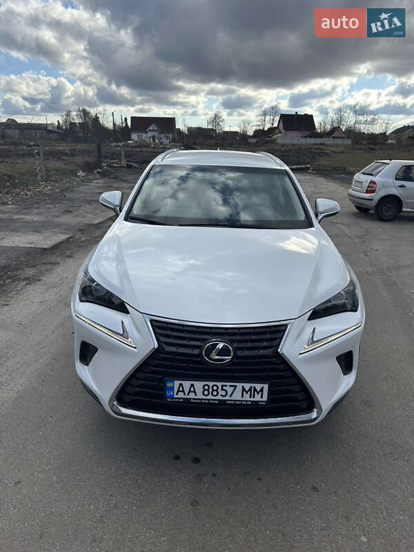 Lexus Nx (2018)