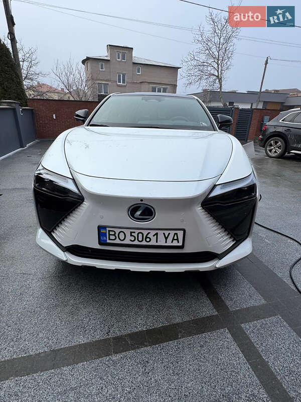 Lexus Rz (2023)