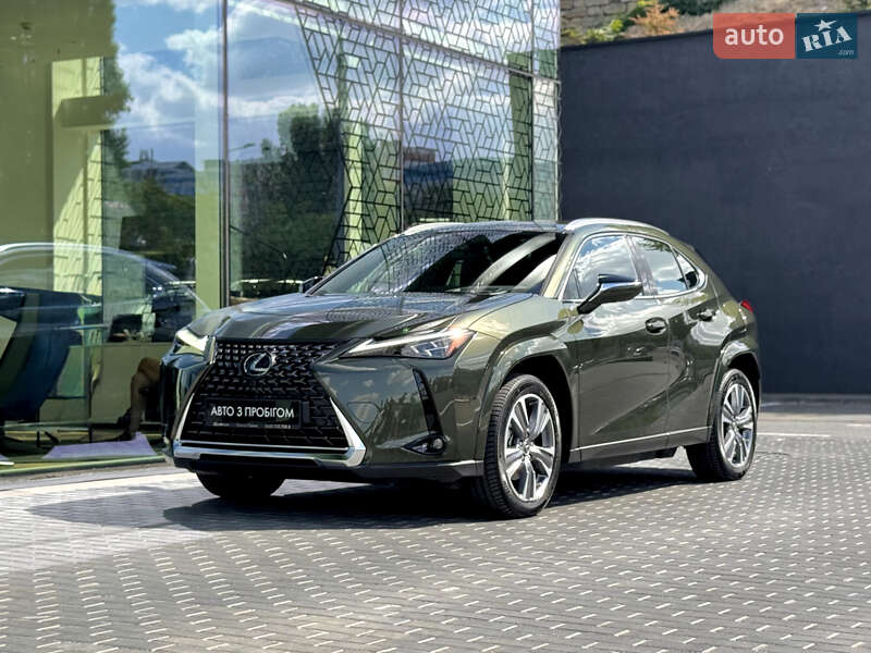 Lexus Ux (2023)