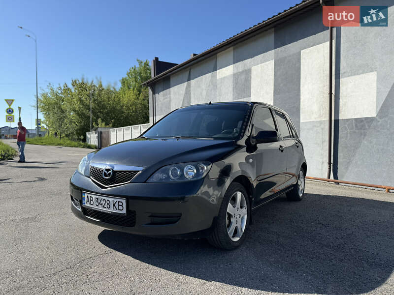 Mazda 2 (2005)