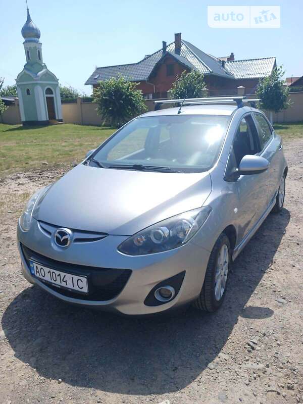 Mazda 2 (2011)