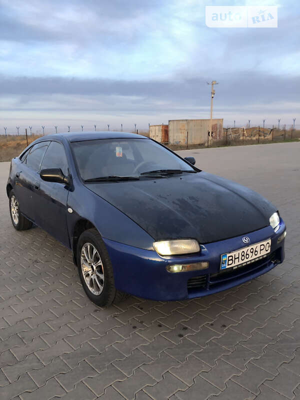 Mazda 323 (1995)