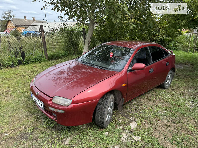 Mazda 323 (1996)