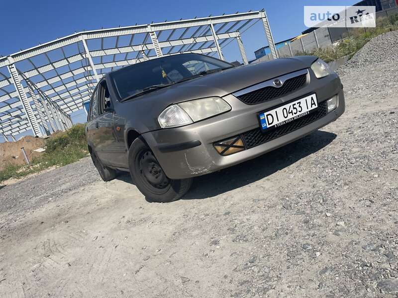 Mazda 323 (1999)