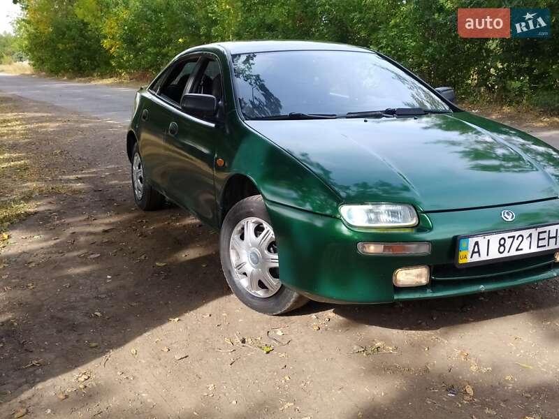 Mazda 323 (1996)