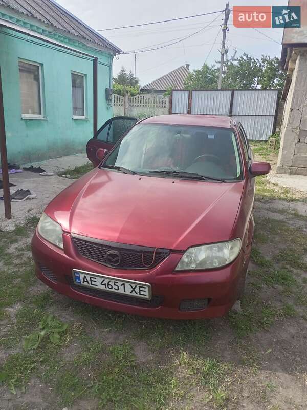 Mazda 323 (2002)