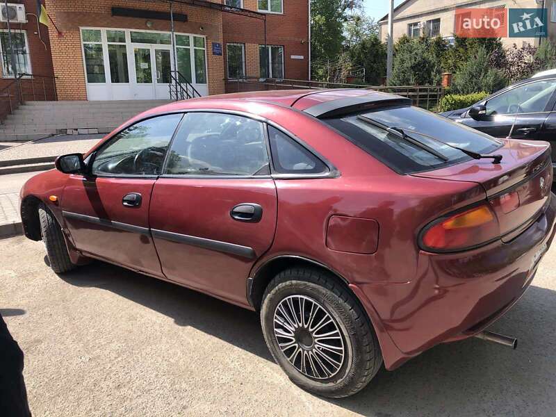 Mazda 323 (1996)