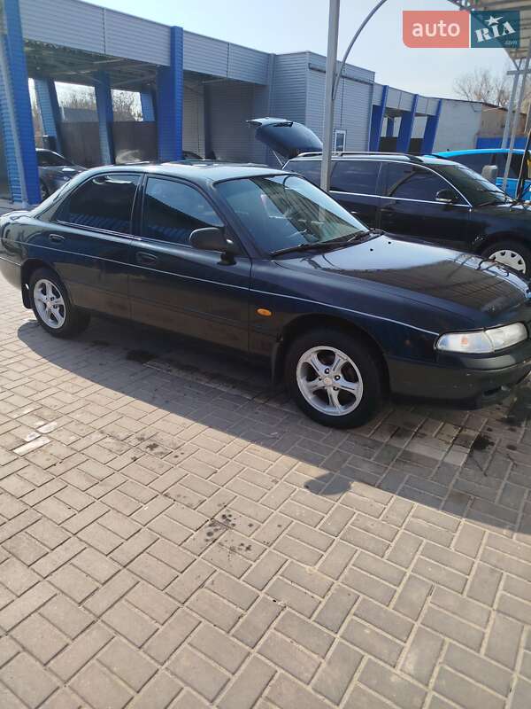 Mazda 626 (1993)
