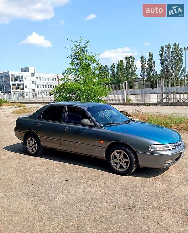 Mazda 626 (1995)