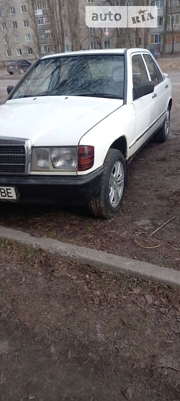 Mercedes-benz 190 (1984)