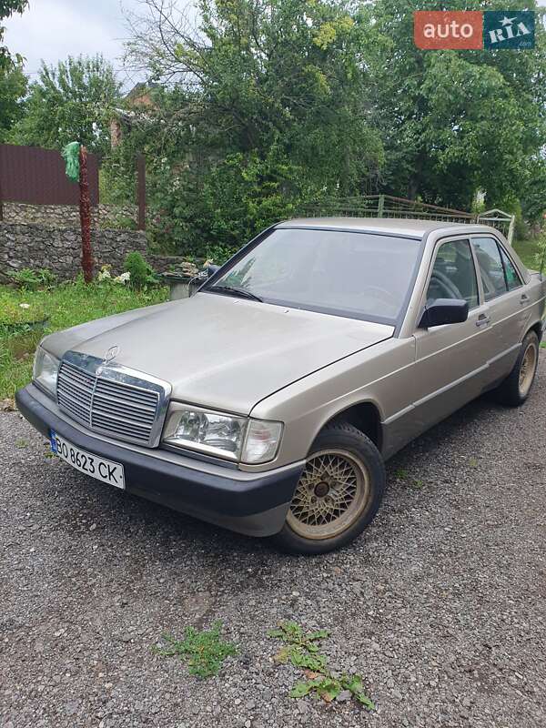 Mercedes-benz 190 (1984)