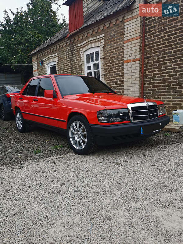 Mercedes-benz 190 (1987)