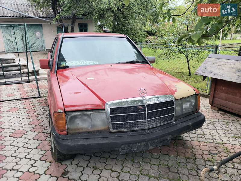 Mercedes-benz 190 (1988)