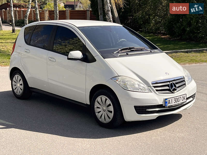 Mercedes-benz A-class (2010)