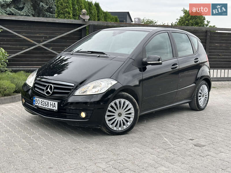 Mercedes-benz A-class (2012)