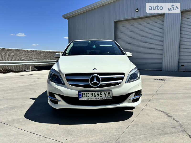 Mercedes-benz B 250e (2016)