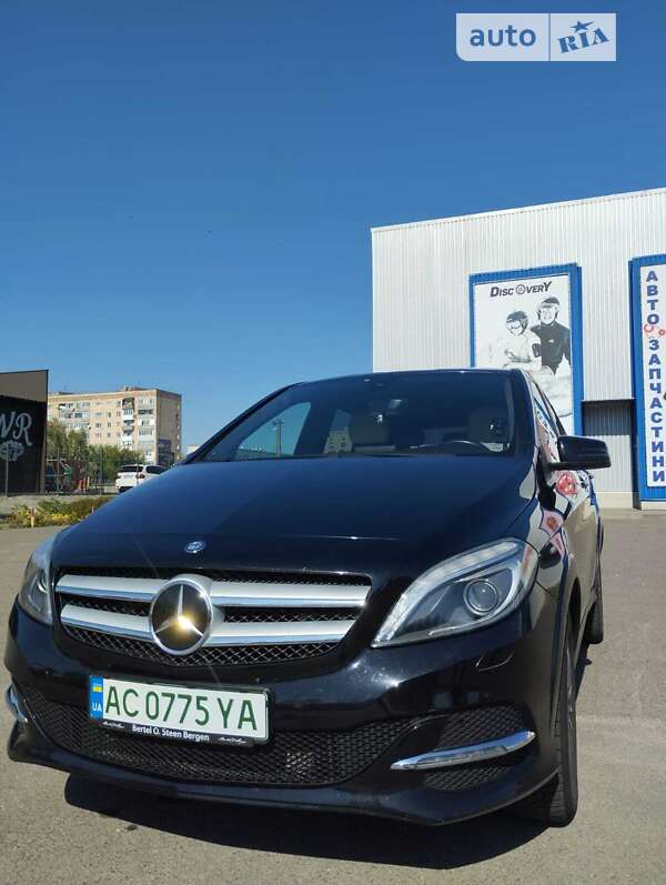 Mercedes-benz B 250e (2016)
