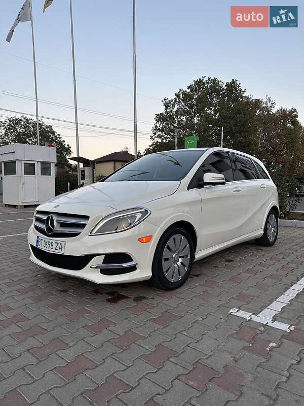Mercedes-benz B-class (2014)
