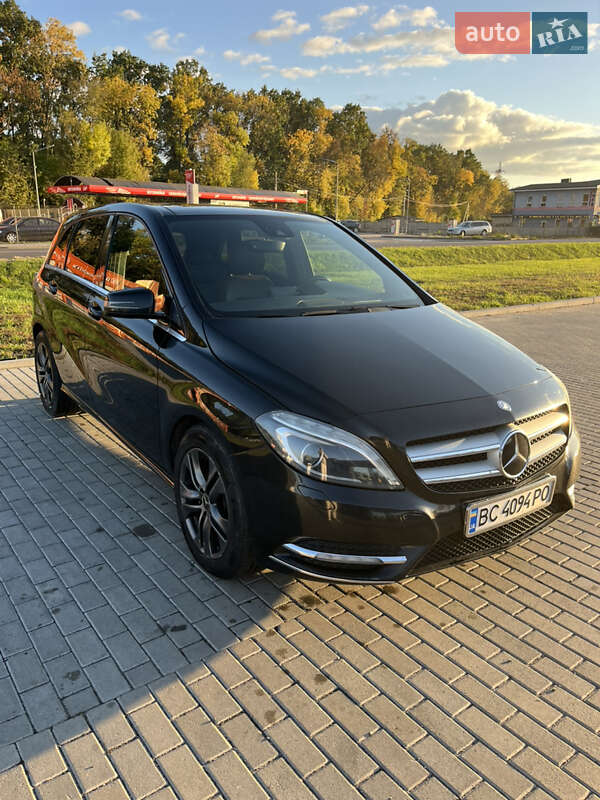 Mercedes-benz B-class (2012)