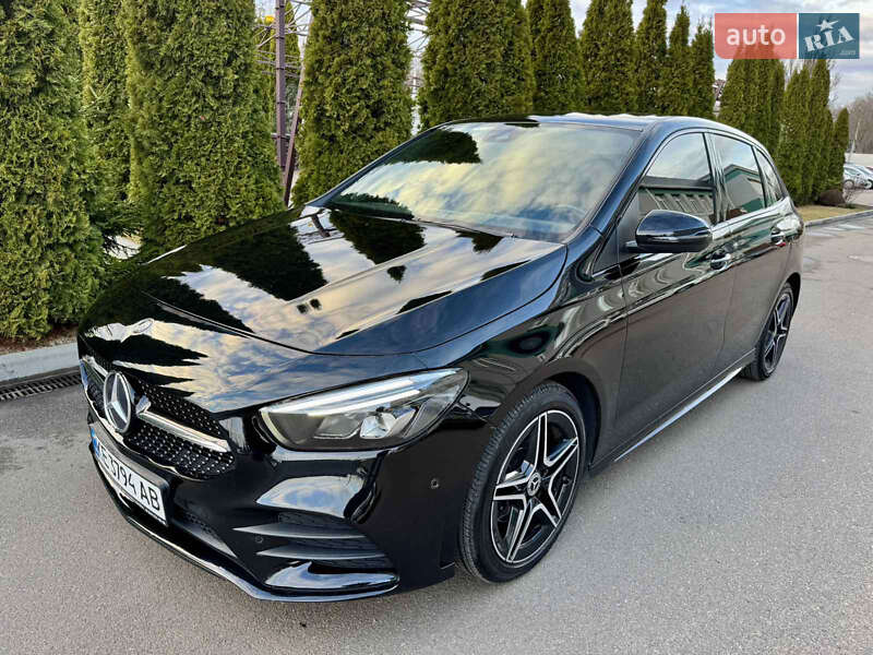 Mercedes-benz B-class (2019)