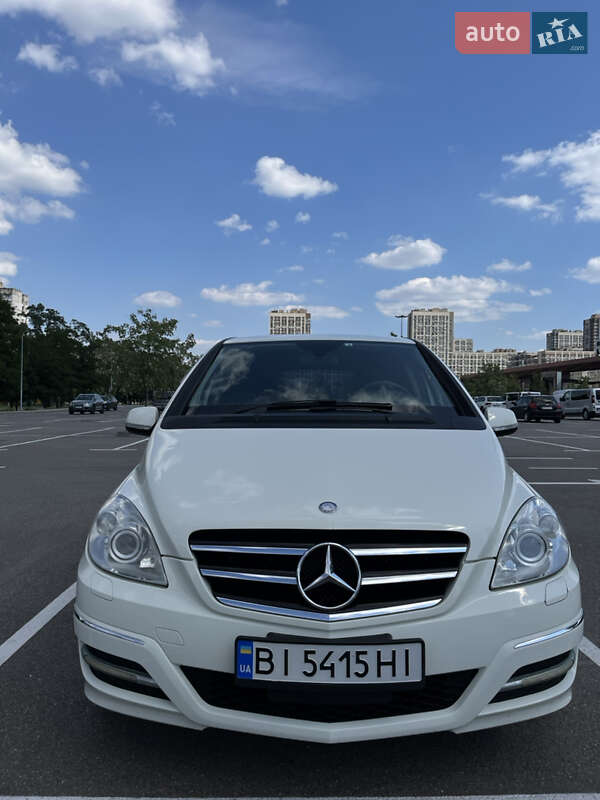 Mercedes-benz B-class (2008)