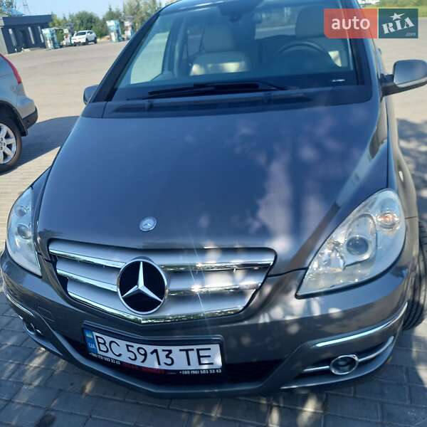 Mercedes-benz B-class (2009)
