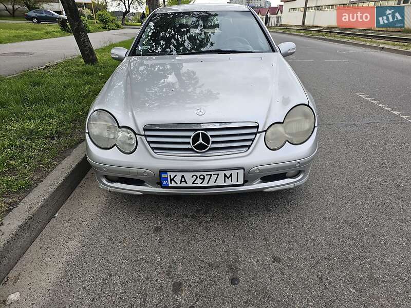 Mercedes-benz C 180 (2002)
