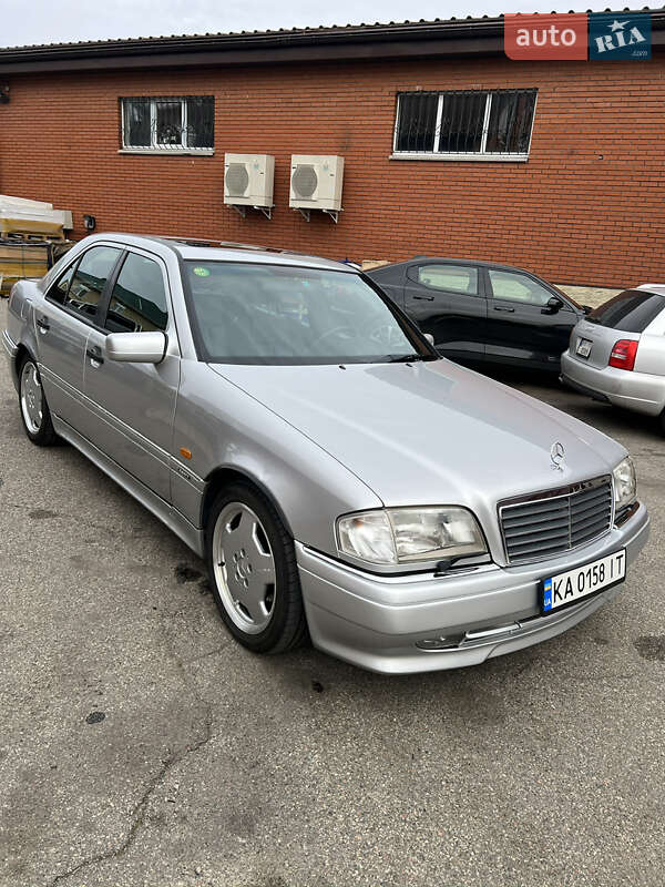 Mercedes-benz C-class (1995)