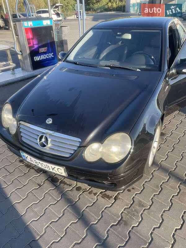 Mercedes-benz C-class (2003)