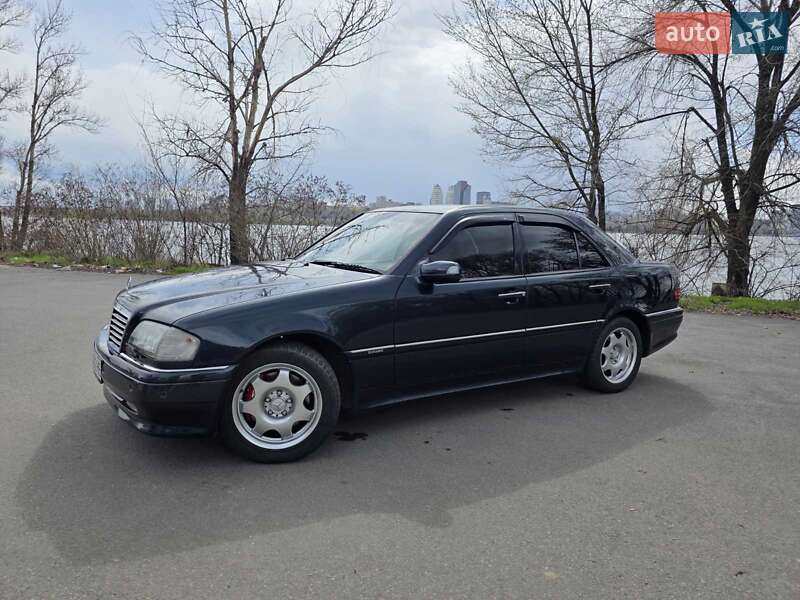 Mercedes-benz C-class (1997)