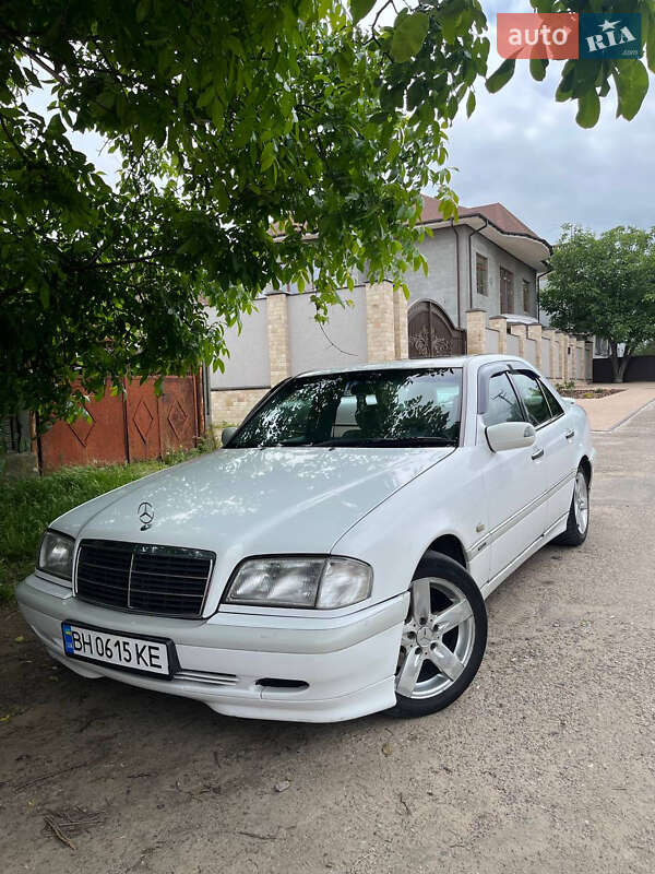 Mercedes-benz C-class (1997)