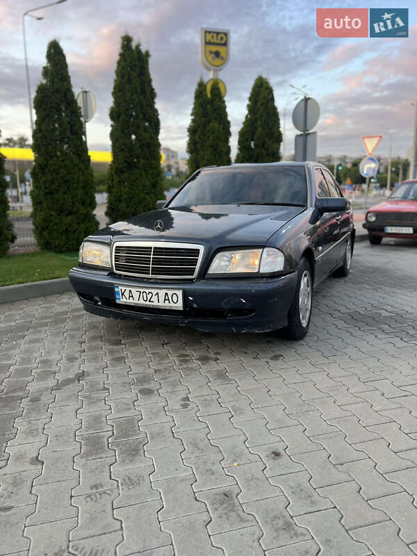 Mercedes-benz C-class (1996)