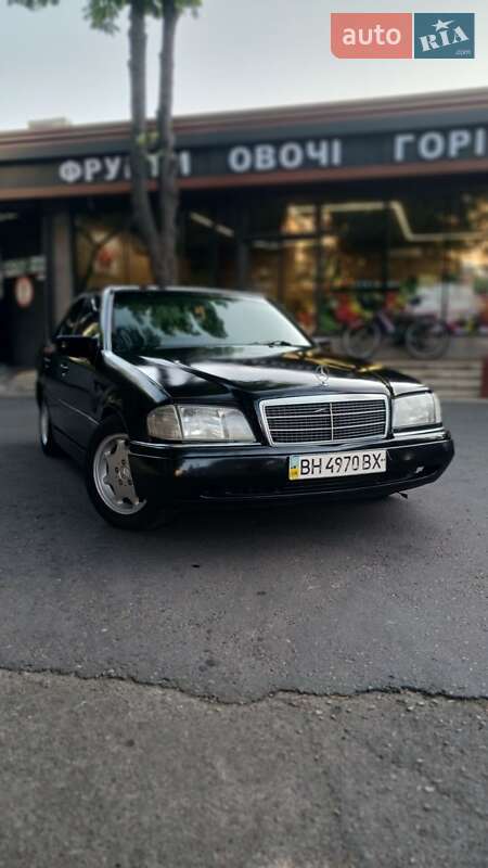 Mercedes-benz C-class (1995)