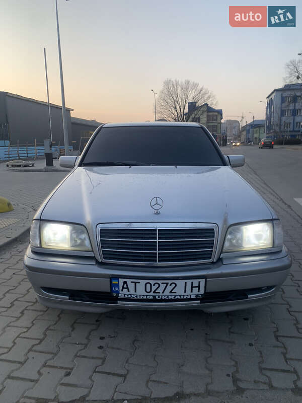 Mercedes-benz C-class (2000)