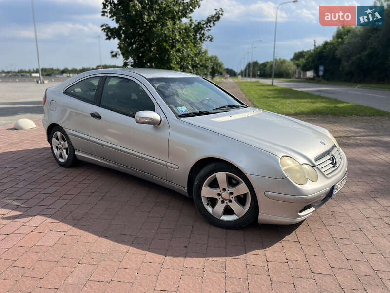 Mercedes-benz C-class (2003)