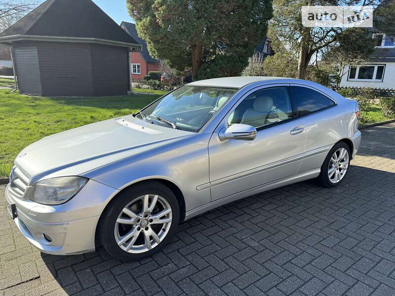 Mercedes-benz Clc-class (2008)