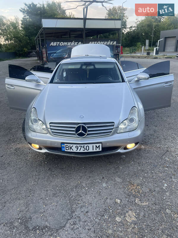 Mercedes-benz Cls-class (2005)