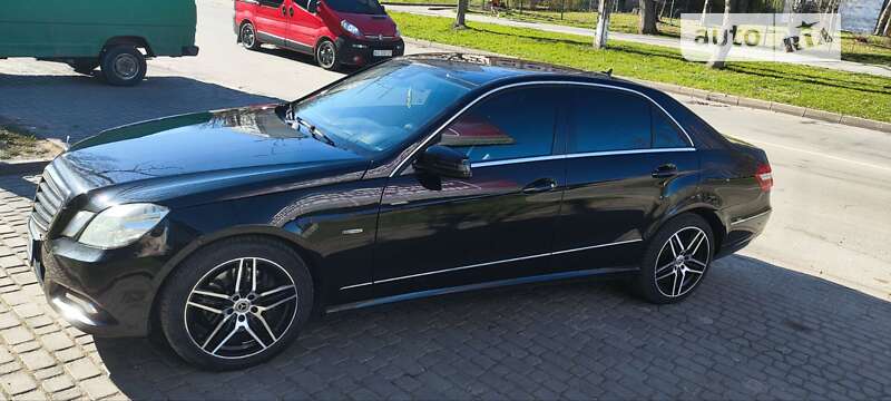 Mercedes-benz E 350 cdi (2010)