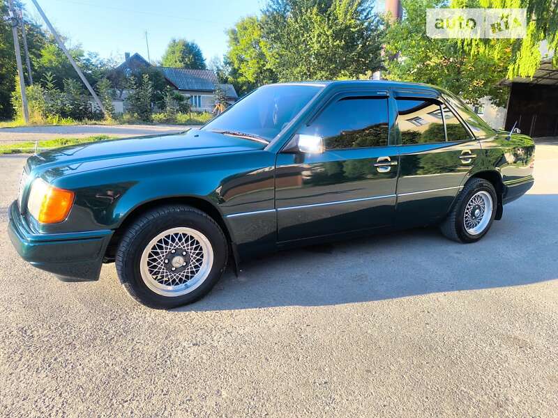 Mercedes-benz E 250 (1995)