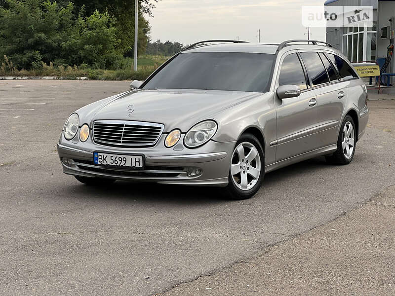 Mercedes-benz E 320 (2004)