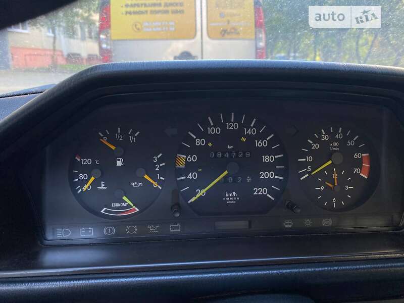Mercedes-benz 200 e (1989)
