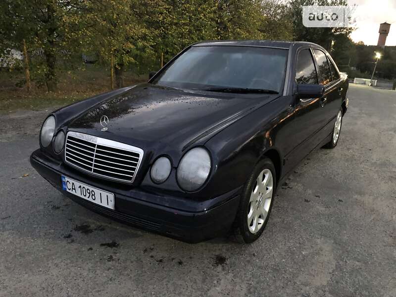 Mercedes-benz E 240 (1998)