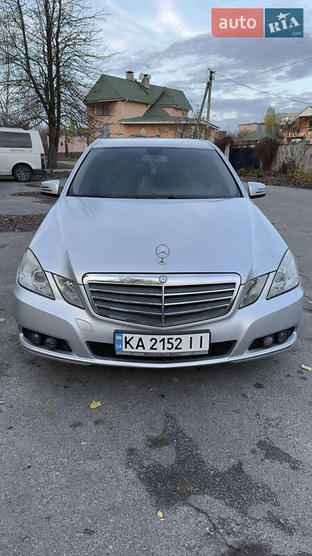 Mercedes-benz E 200 (2010)