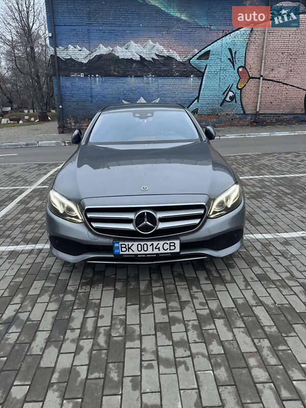 Mercedes-benz E 220 d (2017)