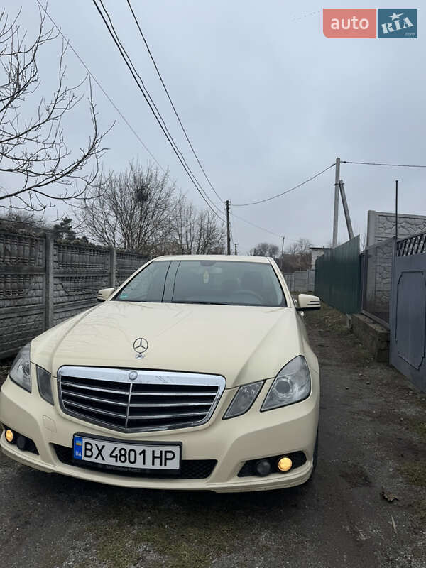 Mercedes-benz E-class (2010)